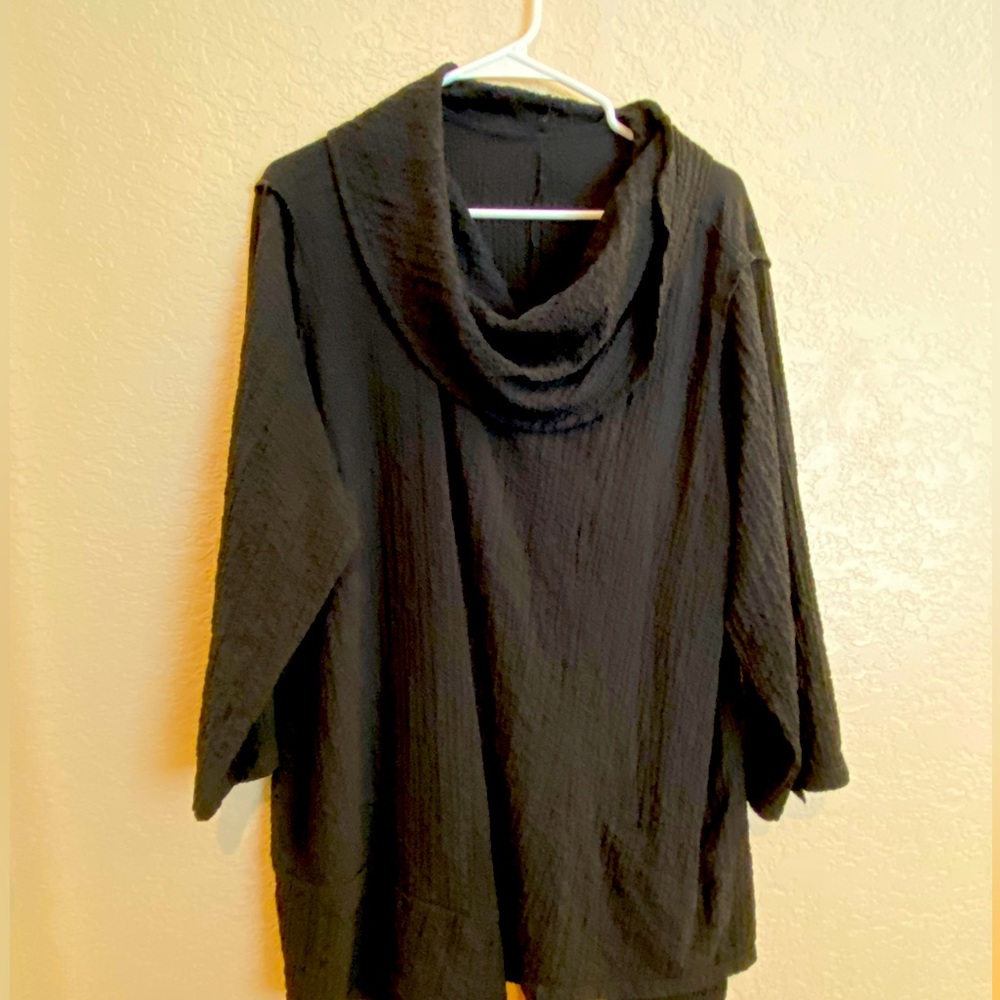 Ali miles black blouse